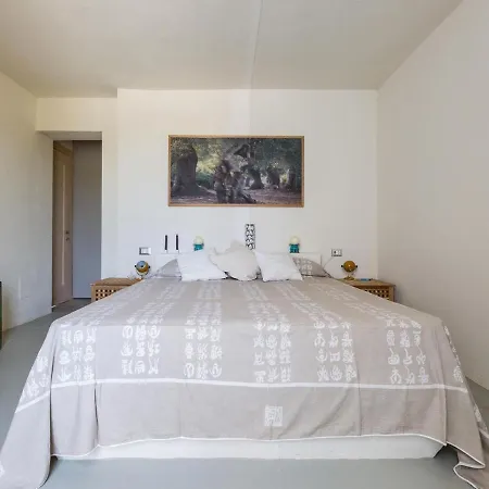 别墅 Sleeps 8 With Pool And Air Con Serranova